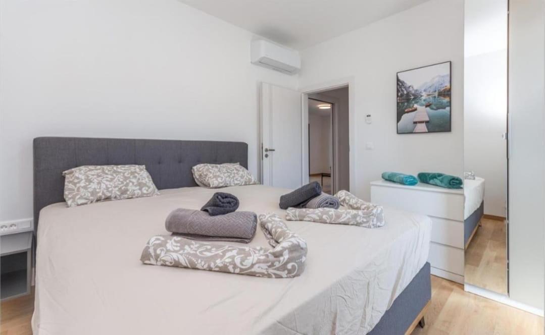 Dvj Apartments 3 Sveti Filip i Jakov Buitenkant foto