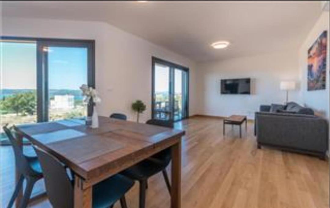 Dvj Apartments 3 Sveti Filip i Jakov Buitenkant foto